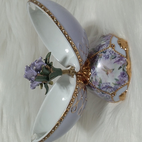 FINAL SALE Delicate Dance by Lane Liu in The Jeweled Splendor Heirloom Porcelain - Picture 6 of 13